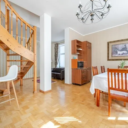 Apartment Large And Cozy 2-level Tallinn