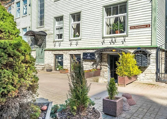 Large And Cozy 2-level アパート *