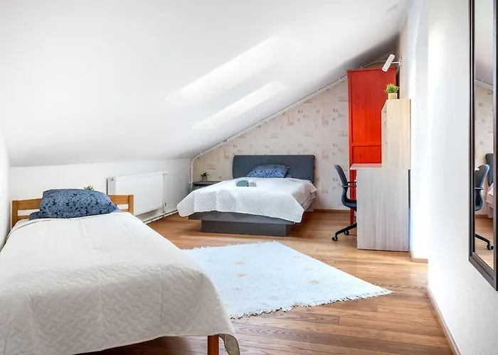 Large&cozy 2-level Apartament *