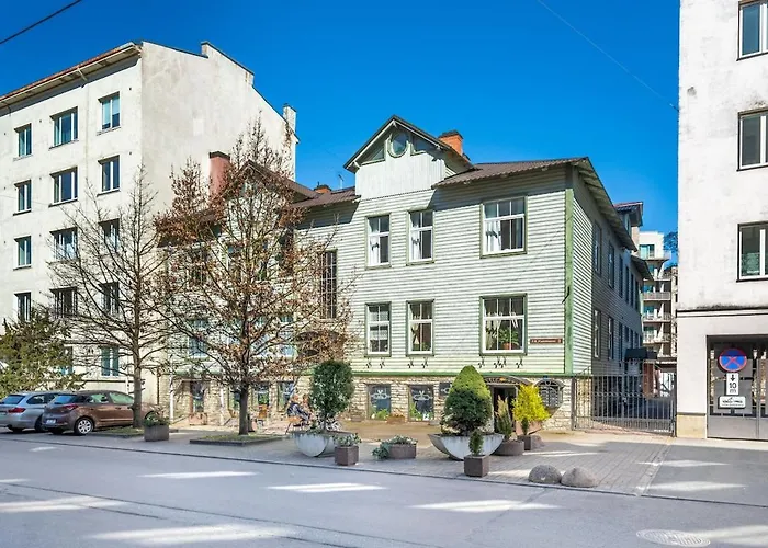 Large&cozy 2-level *