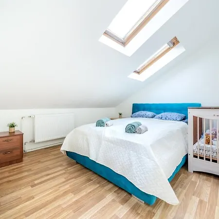 Large And Cozy 2-level شقة تالين