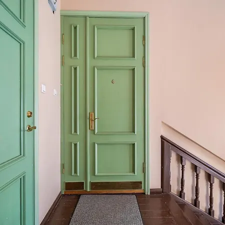 Large And Cozy 2-level شقة تالين