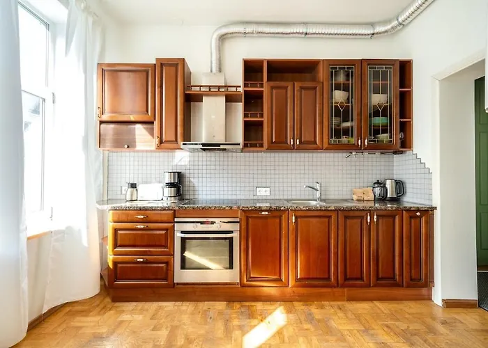 Large&cozy 2-level Tallin